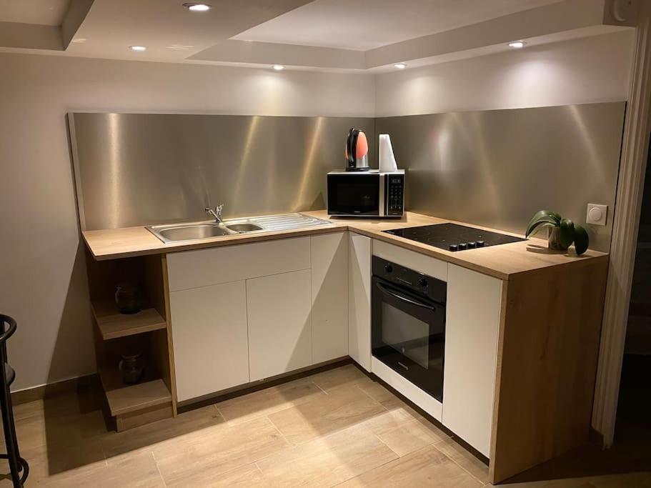 Ezanville Guest House Privee מראה חיצוני תמונה